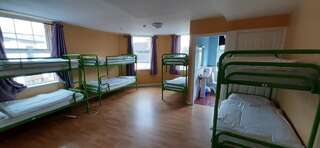 Проживание в семье New Street Lodge Килларни Кровать в общем номере для мужчин и женщин с 10 кроватями-2
